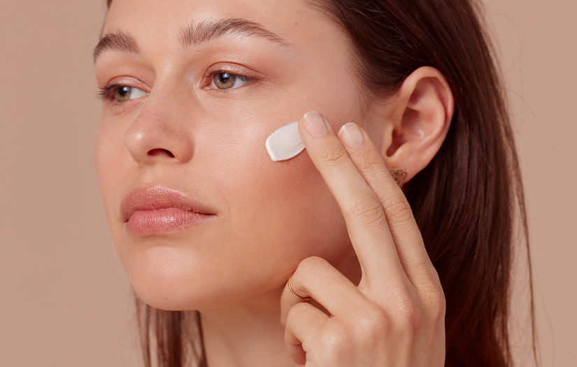 Hoe helpt azelaïnezuur bij een rosacea-gevoelige huid en andere huidproblemen Hoe helpt azelaïnezuur bij een rosacea-gevoelige huid en andere huidproblemen