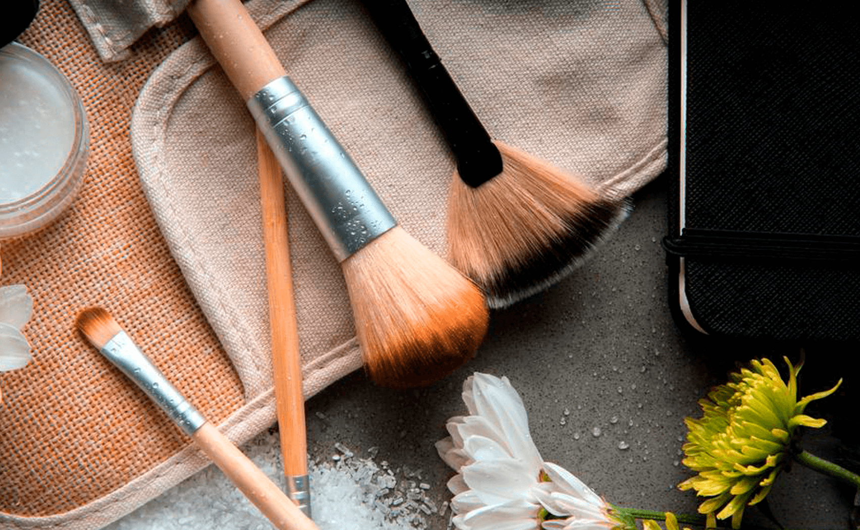 Zonbescherming opbouwen met laagjes SPF Zonbescherming opbouwen met laagjes SPF