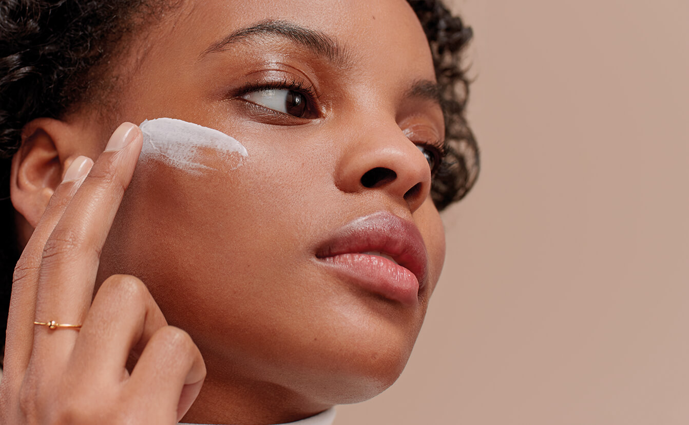 Prevent ageing with a day cream with spf Prevent ageing with a day cream with spf