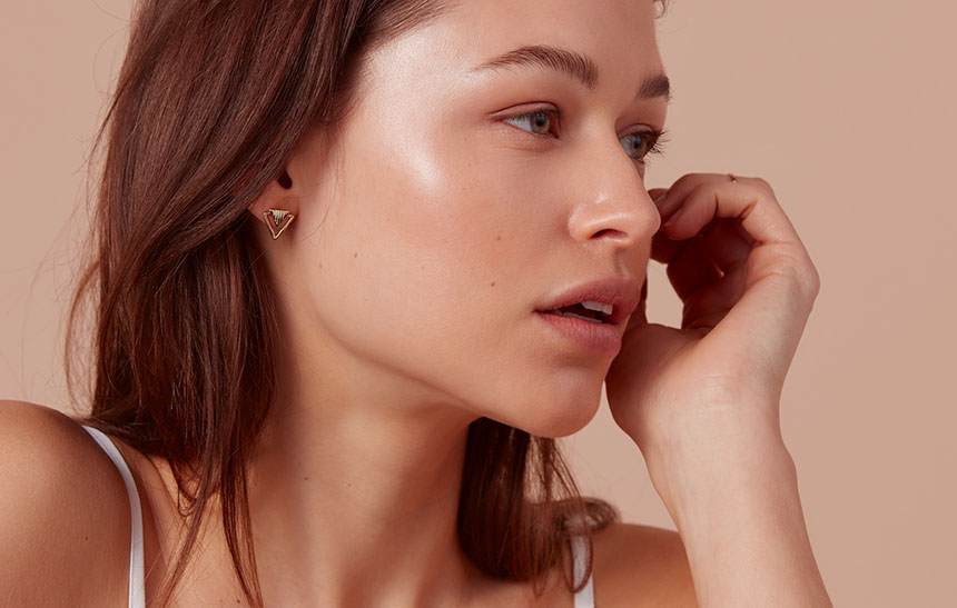 Helpt Tea Tree Olie bij een acne-gevoelige huid? Helpt Tea Tree Olie bij een acne-gevoelige huid?